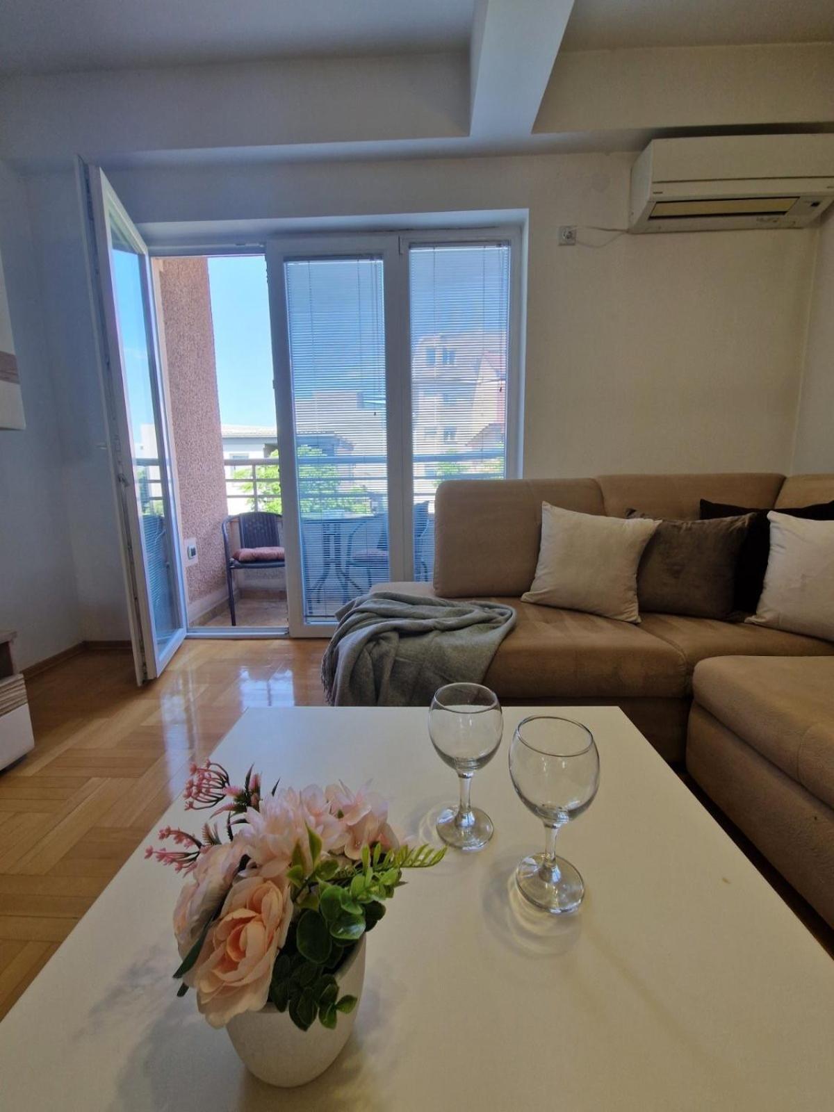 Kamche Lux Apartment Skopje Bagian luar foto