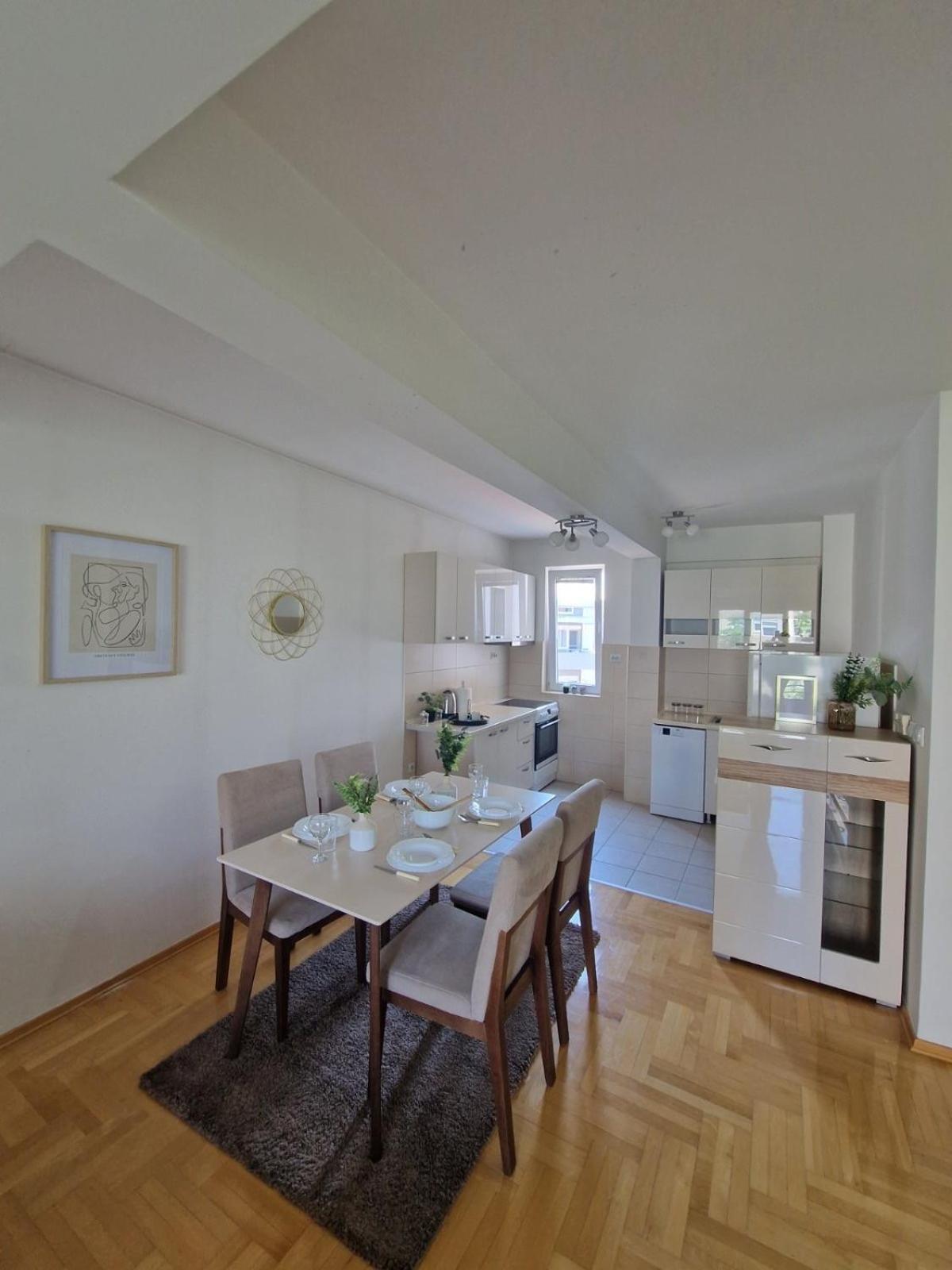Kamche Lux Apartment Skopje Bagian luar foto