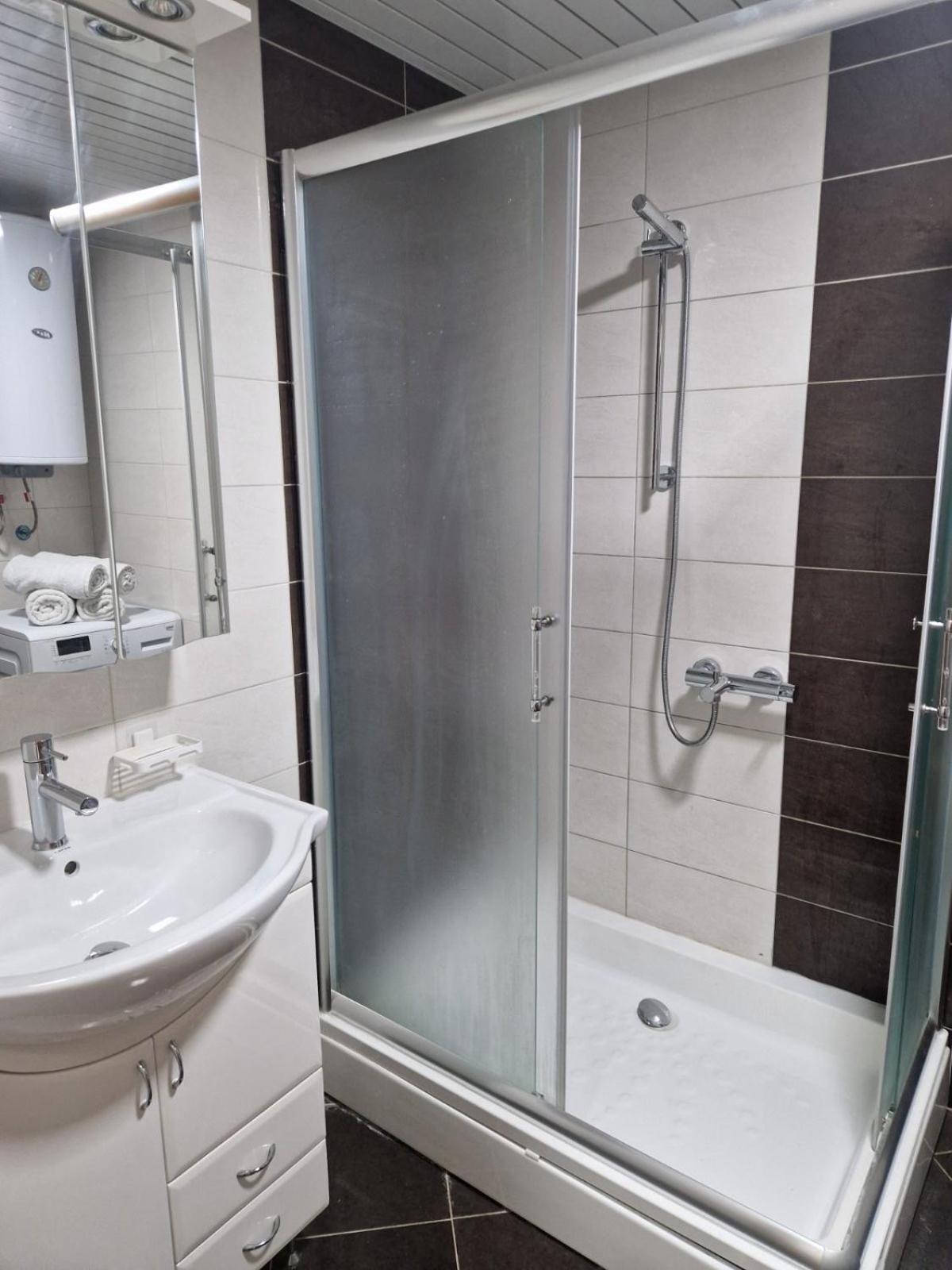 Kamche Lux Apartment Skopje Bagian luar foto