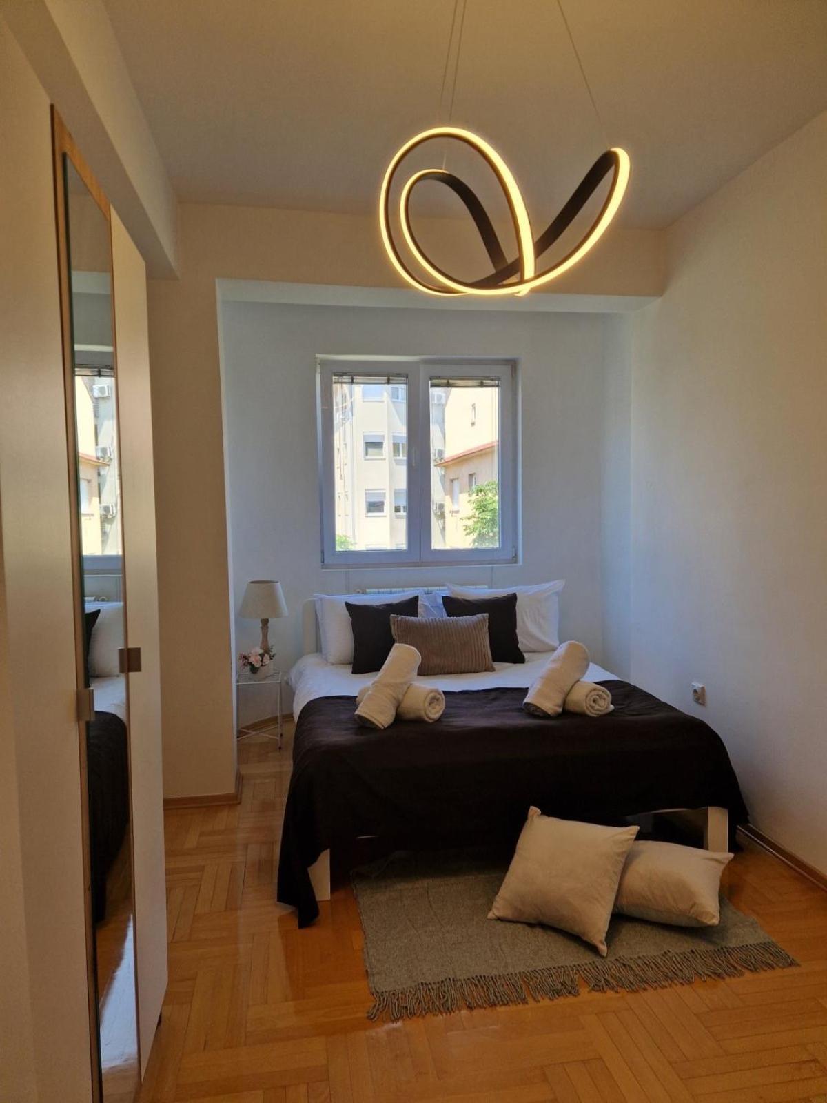 Kamche Lux Apartment Skopje Bagian luar foto
