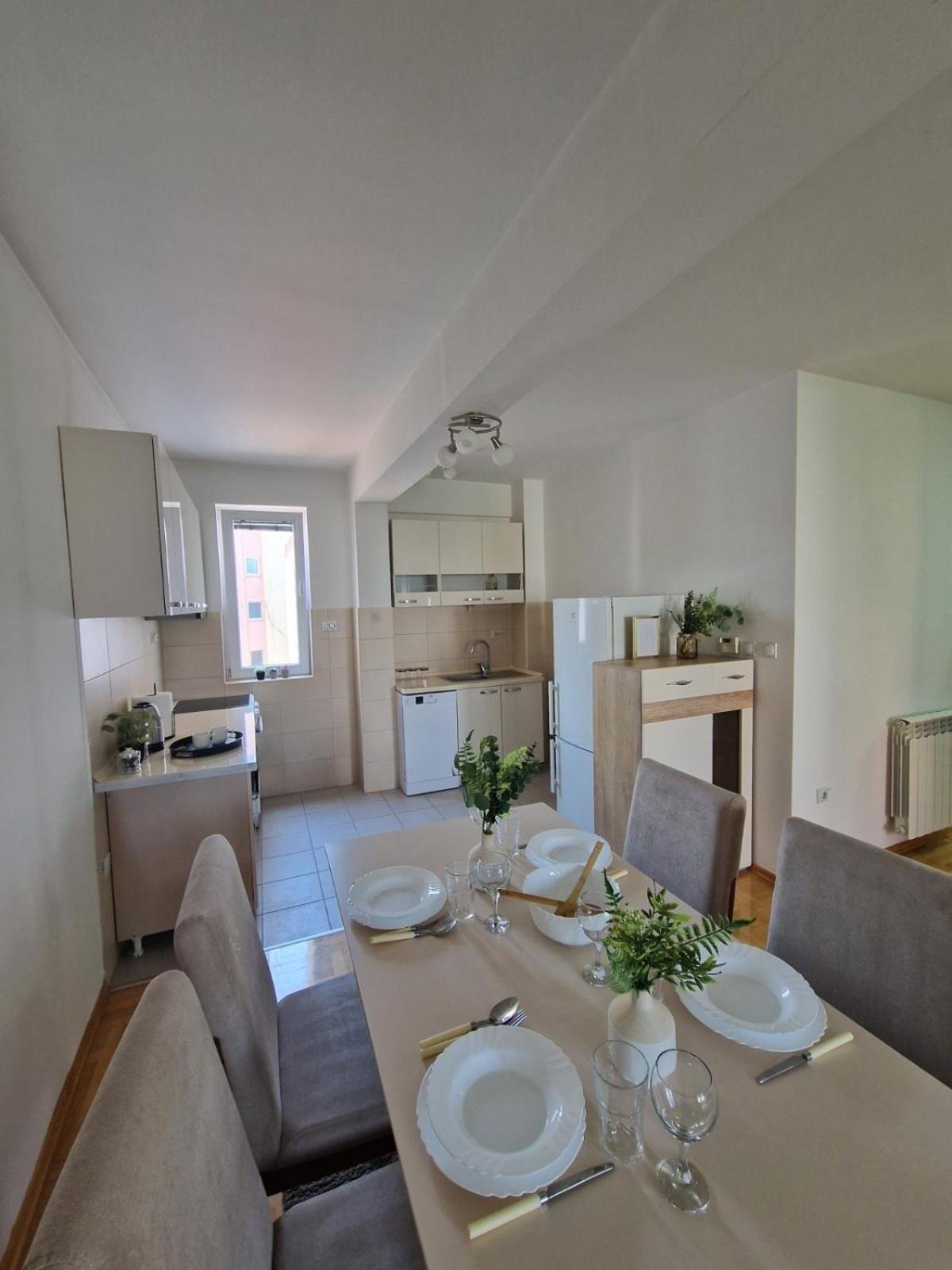 Kamche Lux Apartment Skopje Bagian luar foto