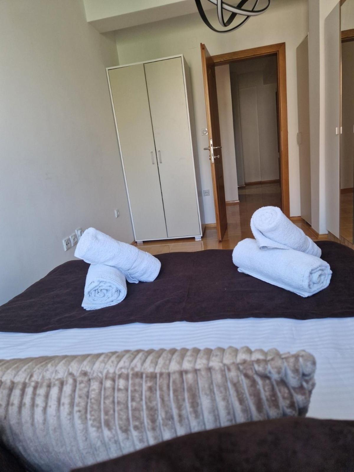 Kamche Lux Apartment Skopje Bagian luar foto